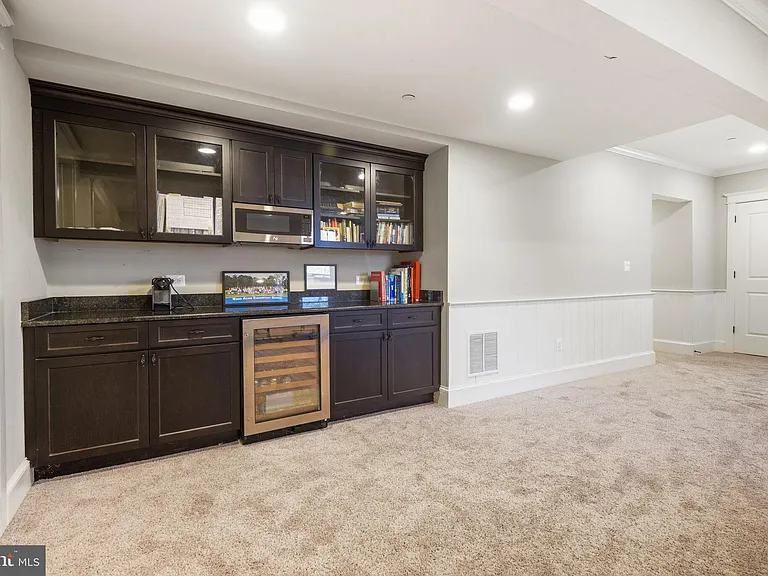 6225 Madawaska Rd — Photo 42