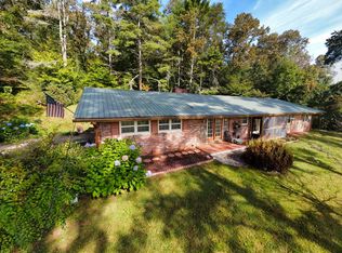 435 Tomotla Rd, Marble, NC 28905