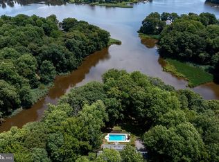 208 Fort Point Rd, Centreville, MD 21617