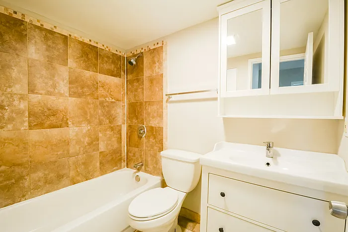 10720 Hallstead Dr — Photo 13