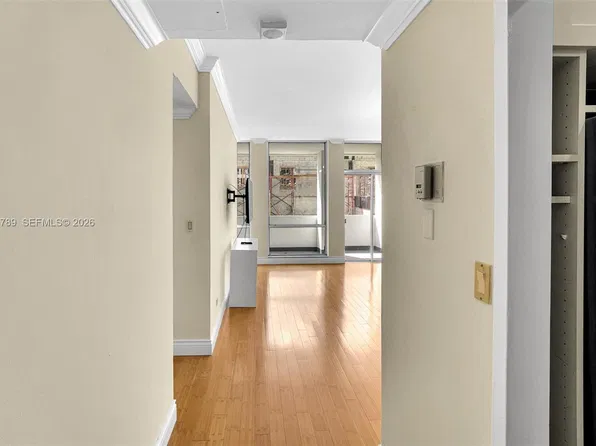 700 Biltmore Way APT 306, Coral Gables, FL 33134