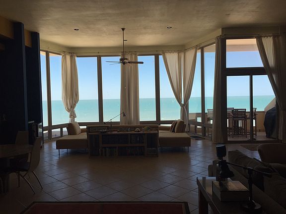 4th image of Villa De Las Palmas #04