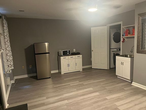 2nd image of 9651 Franklin Woods Pl