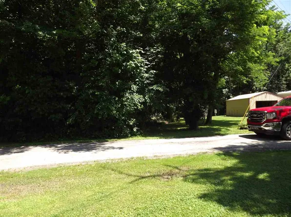 Barge St, Greenup, KY 41144