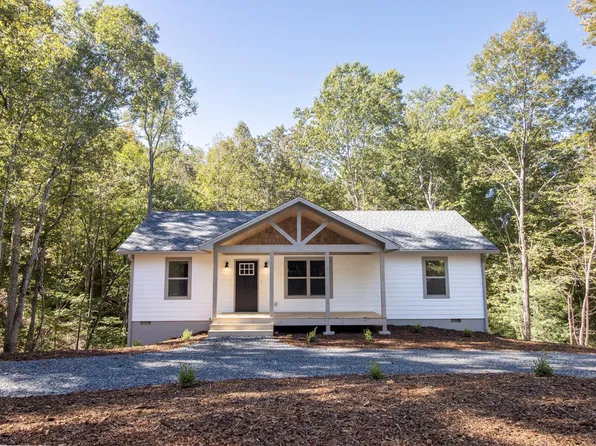 231 Malory Cir, Ellijay, GA 30540