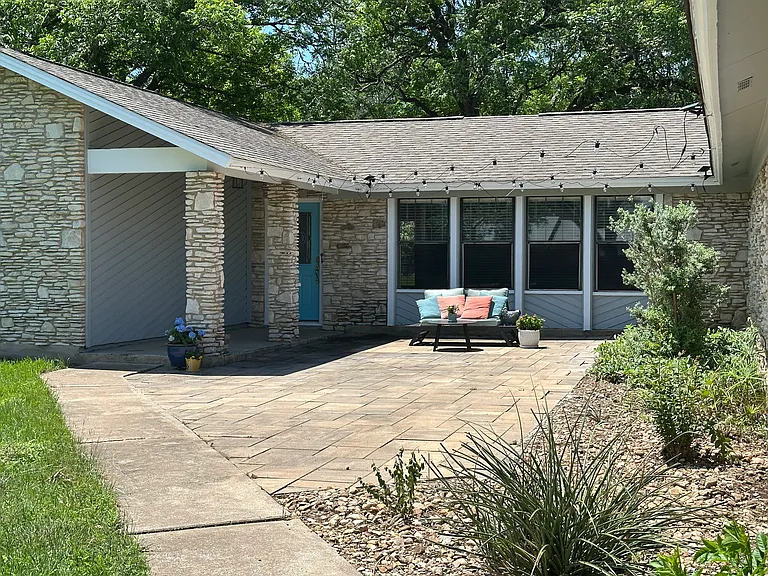 12704 Scissortail Dr — Photo 2