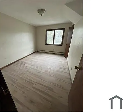 54 Pleasant St — Photo 7