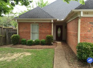 20 Crossings N, Jackson, MS 39206
