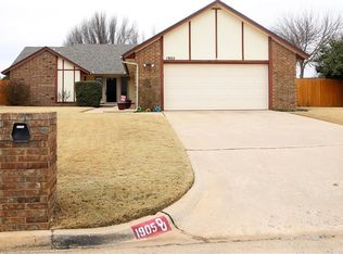 1905 Lankestar Pl, Yukon, OK 73099
