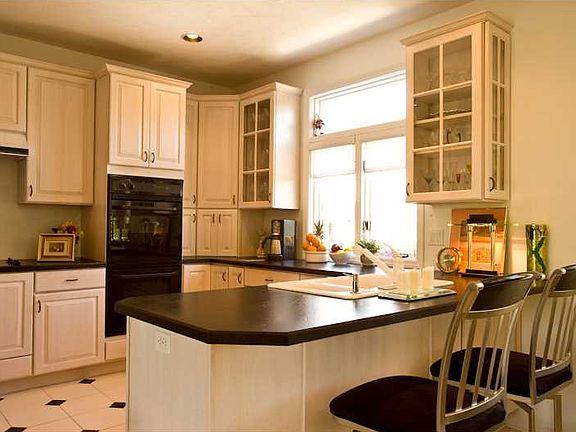 5th image of 6 Waterside Pl