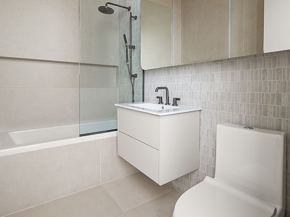 5th image of 259 Halsey St #1F