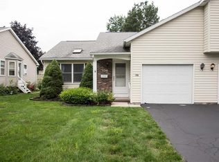 138 Flower Dale Dr, Rochester, NY 14626