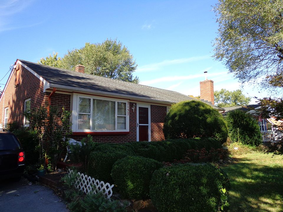 1st image of 2157 Bruce Ave