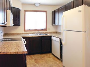 1405 8th St NW #11, Minot, ND 58703