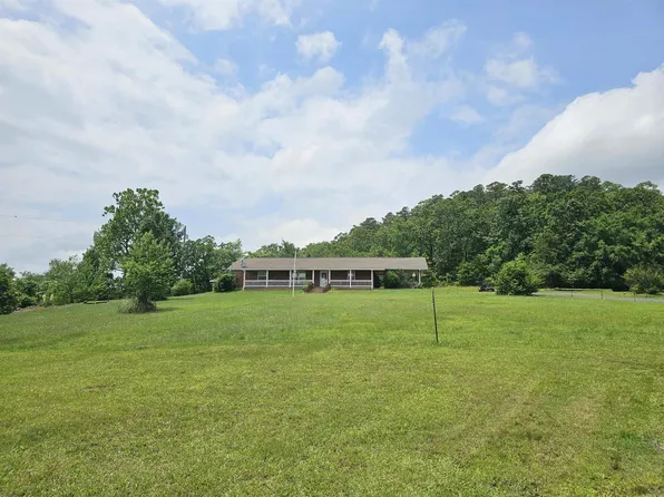 209 Church Ave, Mena, AR 71953