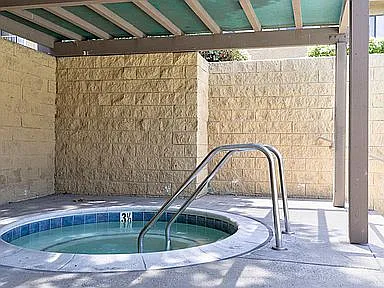 jacuzzi