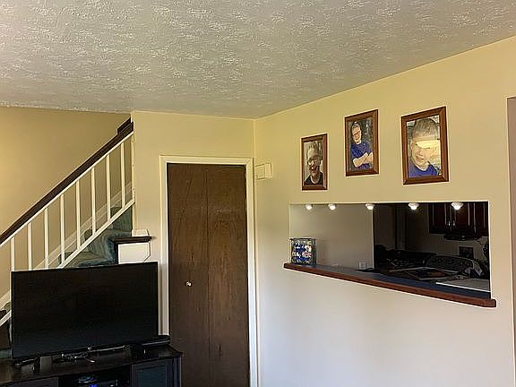 5th image of 2812 Ivy Hill Cir Unit A