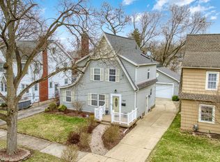 1007 S Webster St, Jackson, MI 49203