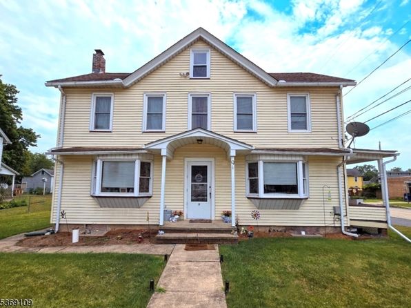 9 Columbia St