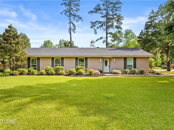 201 Thom St, Oakdale, LA 71463