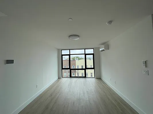 Rented by Olympic CIty Real Estate | media 10