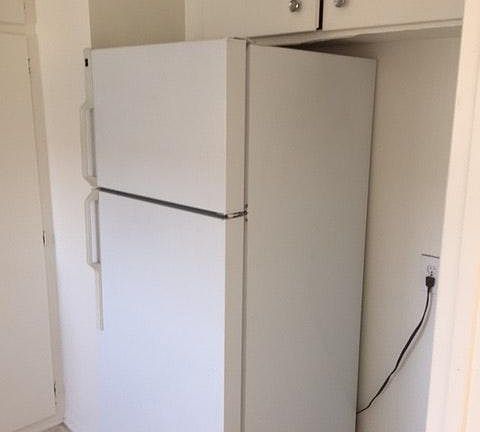 3rd image of 11832 Goshen Ave APT 9