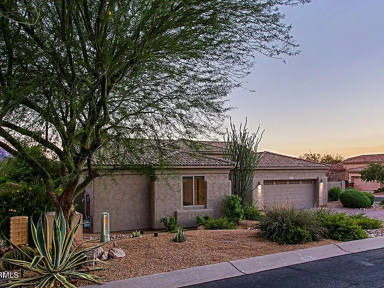 11239 E Southwind Ln — Photo 4