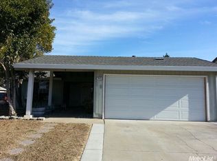 7625 Pine Valley Dr, Sacramento, CA 95828