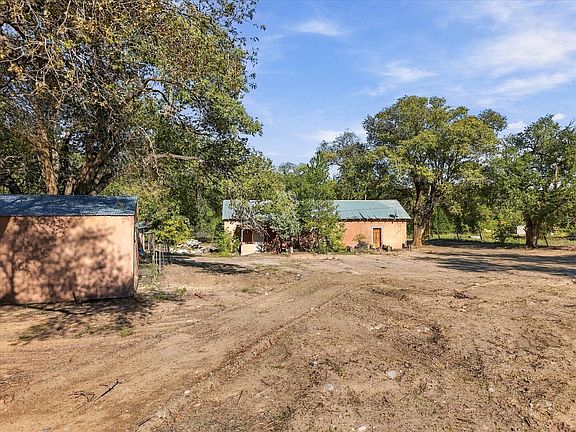 3rd image of 604 County Road 1