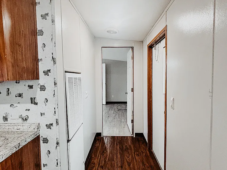 306 N A St — Photo 16