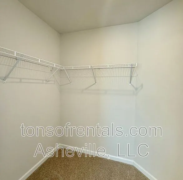216 Valley Breeze Rd — Photo 22