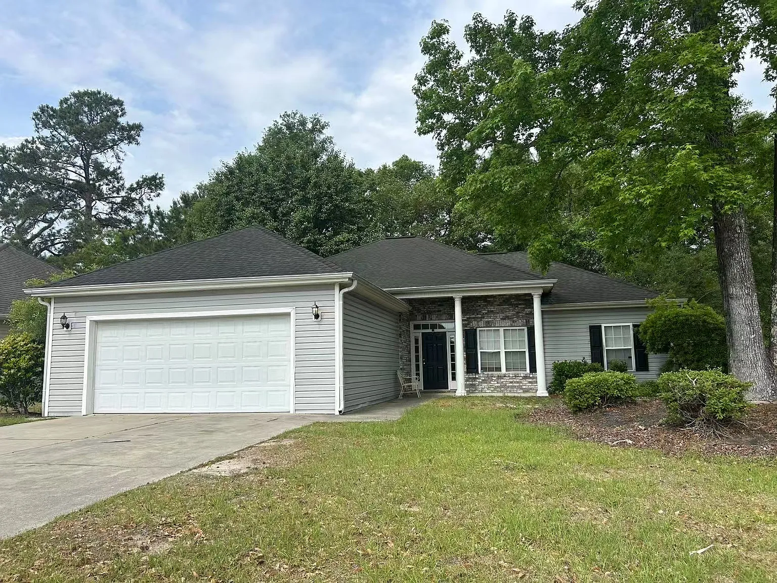 4 bed, 1850 sqft, $2,100 — Photo 1