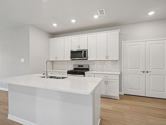 7th image of this home