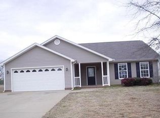 227 Bethany Ct, Inman, SC 29349