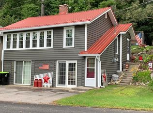 281 W Baldwin Lake Dr, Greenville, MI