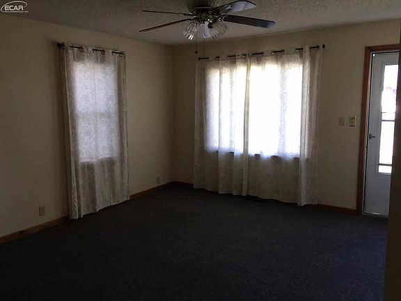 5th image of 2064 E Scottwood Ave