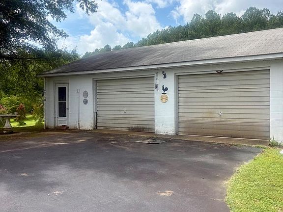 4th image of 44567 Three Coves Rd