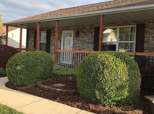 136 Quail Run, Bethalto, IL 62010