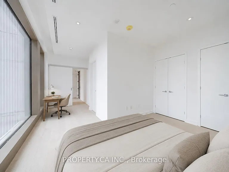 50 Scollard St #1801 — Photo 6