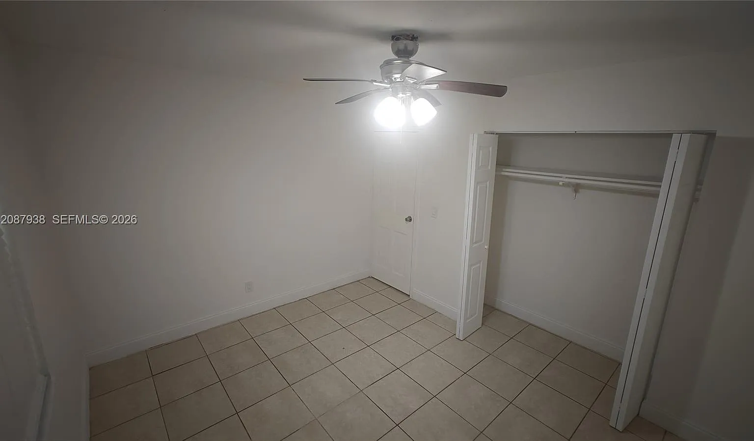 2 bed, 1.0 bath, 728 sqft, $2,100 — Photo 4