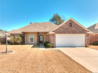 9023 Cottage Ridge Dr, Shreveport, LA 71106