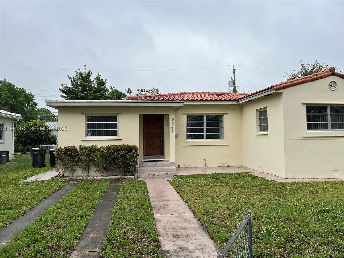 Building Photo - 6261 NW 40th St
