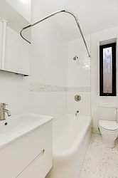 Rented by Akelius Real Estate Management