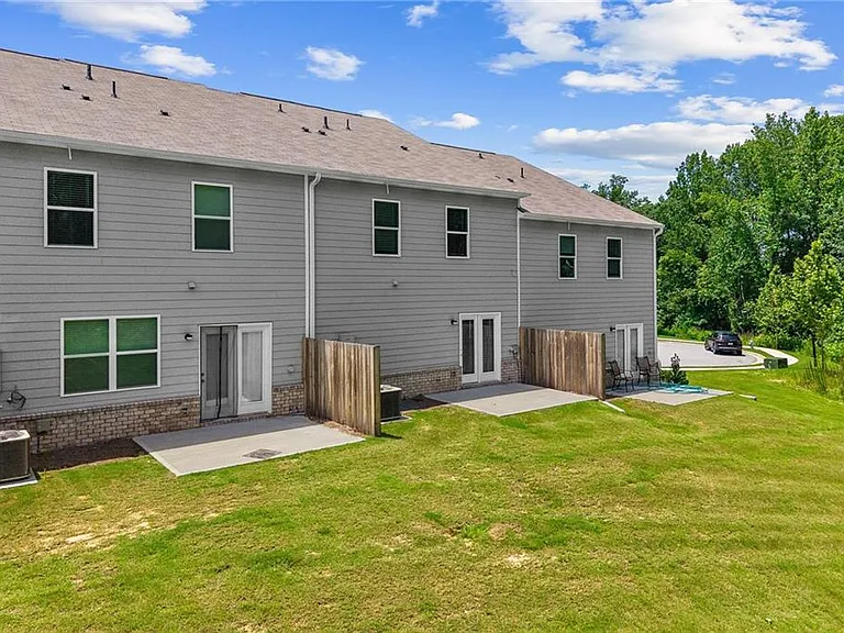 3341 Greyton Dr — Photo 34