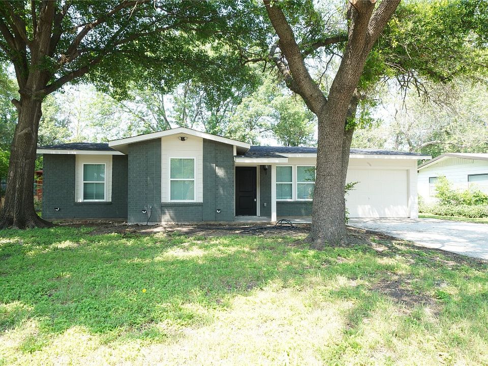1st image of 1412 Lackland St