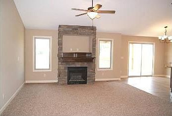 3rd image of 4304 NE Briarwood Dr