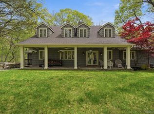 29 Kinnicutt Road E, Pound Ridge, NY 10576