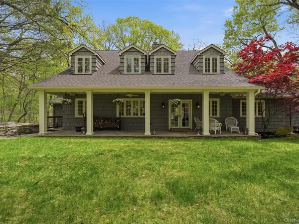 29 Kinnicutt Road E, Pound Ridge, NY 10576