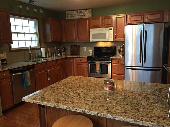 5th image of 6253 Macken Ct