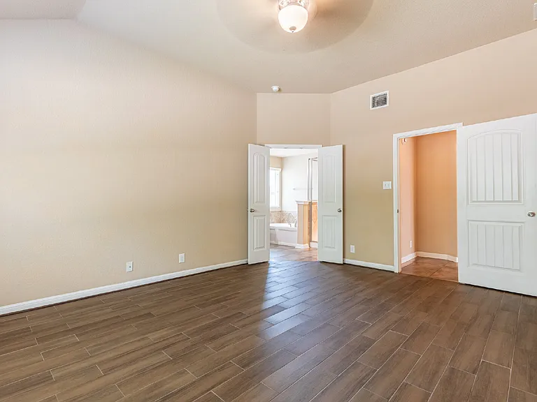 7111 Watertrout Bay — Photo 22